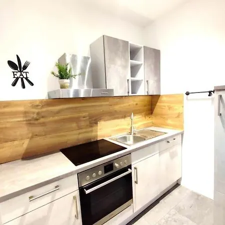 Apartment 'bright 5' Wlan, 52 Qm Wohnung, Küche, Innenstadt Schötmar, 50 M Bis Schlosspark *