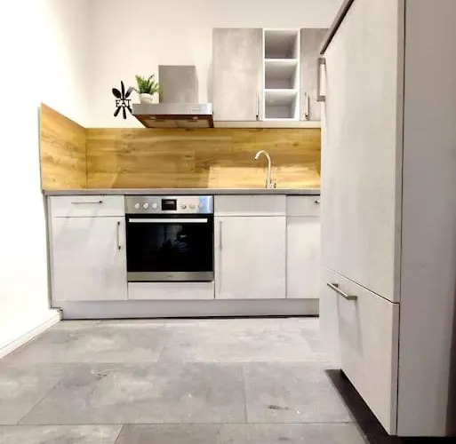 'bright 5' Wlan, 52 Qm Wohnung, Kueche, Innenstadt Schoetmar, 50 M Bis Schlosspark Lejlighed Bad Salzuflen