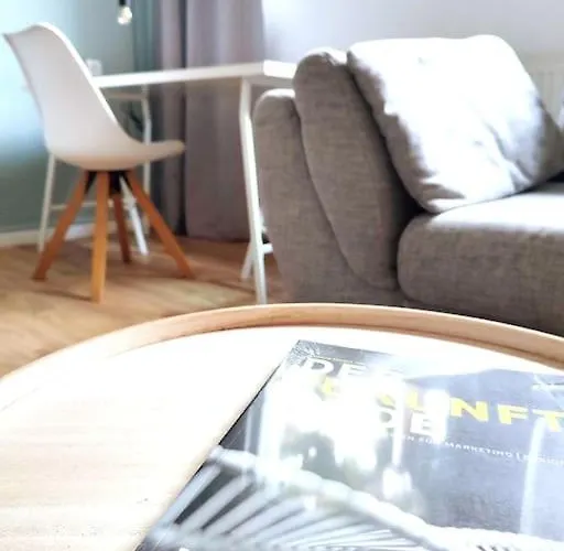 Lejlighed 'bright 5' Wlan, 52 Qm Wohnung, Kueche, Innenstadt Schoetmar, 50 M Bis Schlosspark *