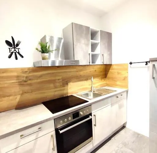 Lejlighed 'bright 5' Wlan, 52 Qm Wohnung, Kueche, Innenstadt Schoetmar, 50 M Bis Schlosspark *